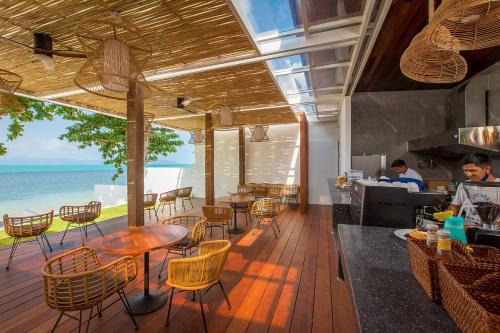 white whale beachfront pool villa