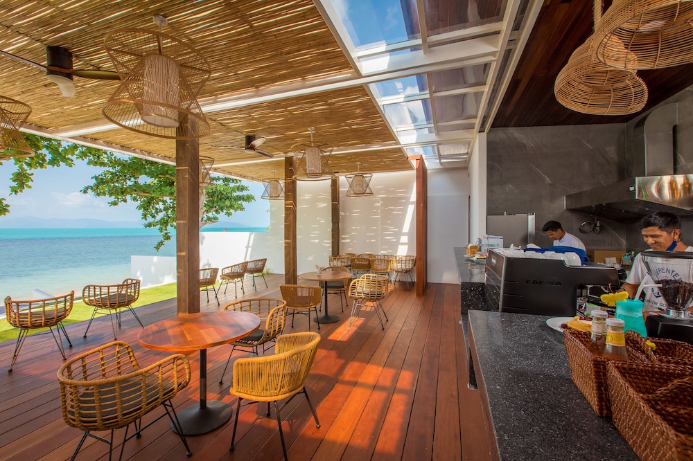 white whale beachfront pool villa