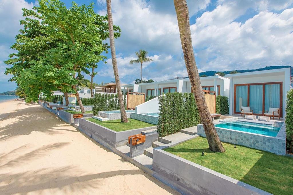 white whale beachfront pool villa