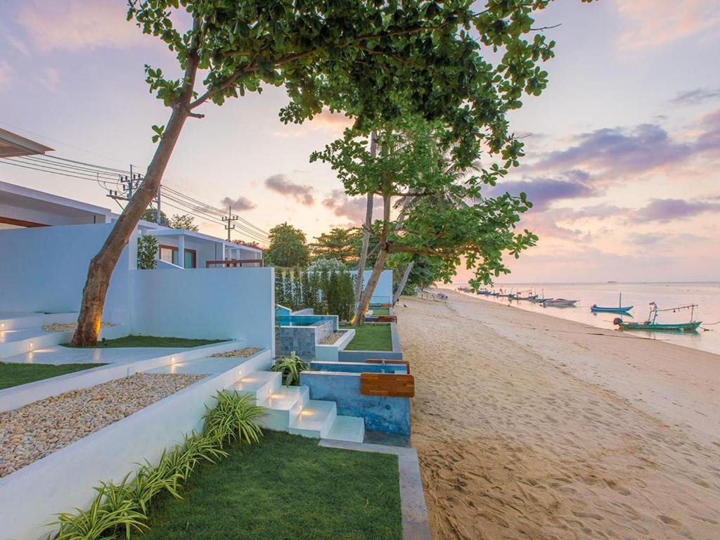 white whale beachfront pool villa