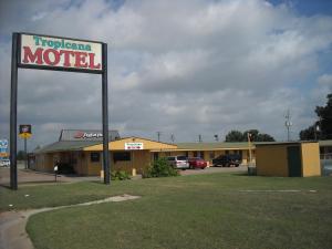 tropicana motel