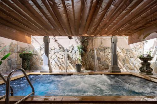 in stone motel