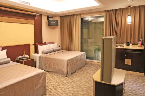 in stone motel
