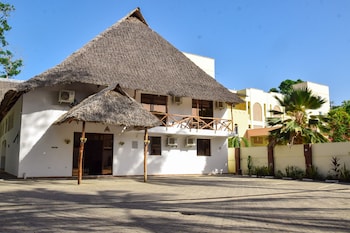Sheratton Beach Villagio Hotel,Mombasa>>Bamburi,3.5 star