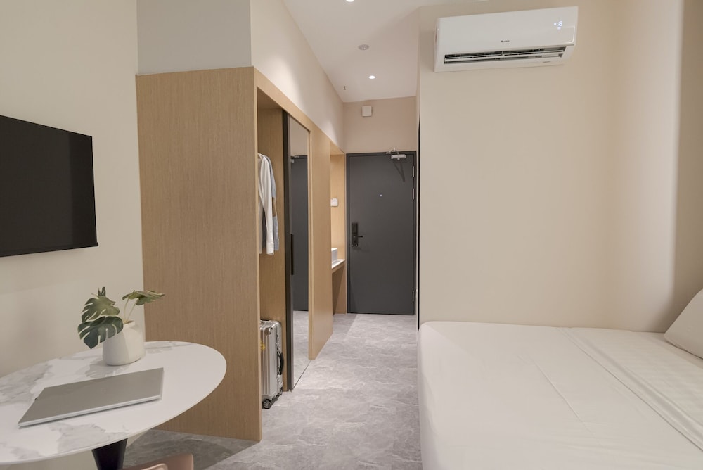 harper boutique hotel at sutera avenue
