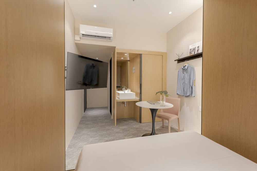 harper boutique hotel at sutera avenue
