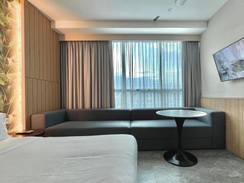 harper boutique hotel at sutera avenue