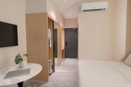 harper boutique hotel at sutera avenue