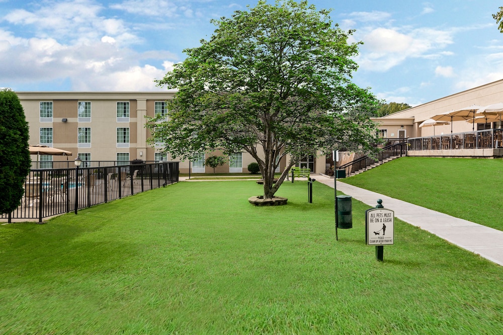 holiday inn johnstown gloversville by ihg