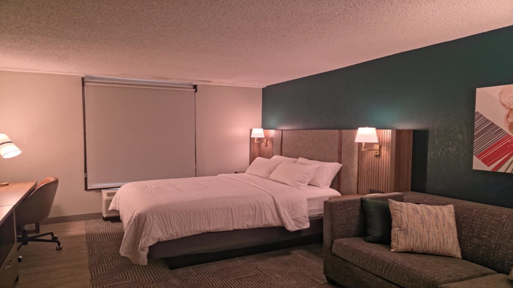 holiday inn johnstown gloversville by ihg