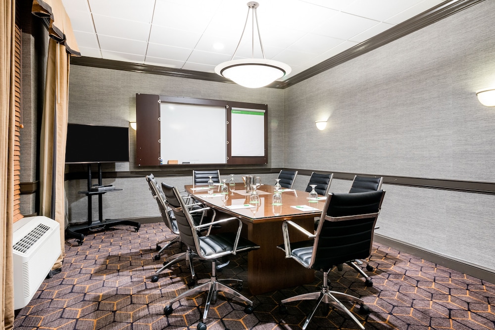 holiday inn johnstown gloversville by ihg