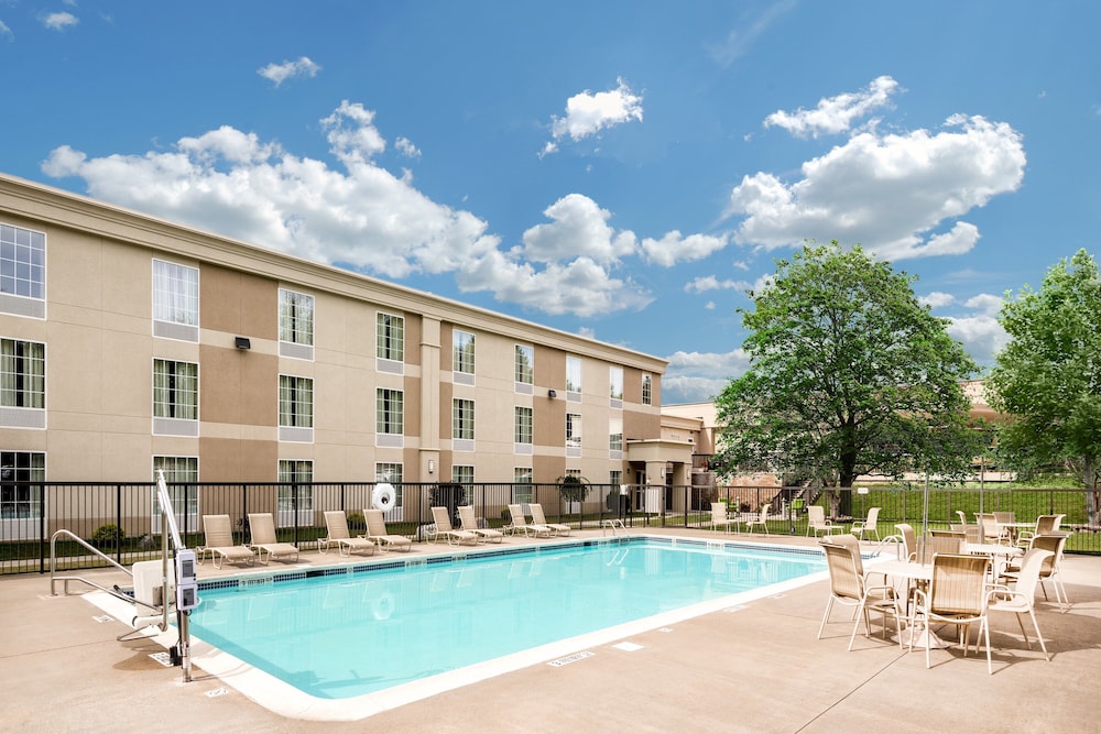 holiday inn johnstown gloversville by ihg