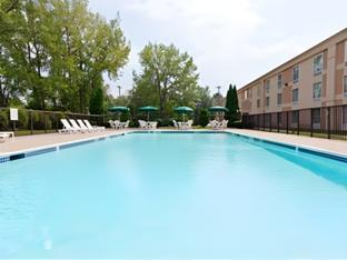 holiday inn johnstown gloversville by ihg