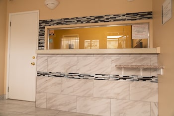 Stay Inn Suite,,2.5 star