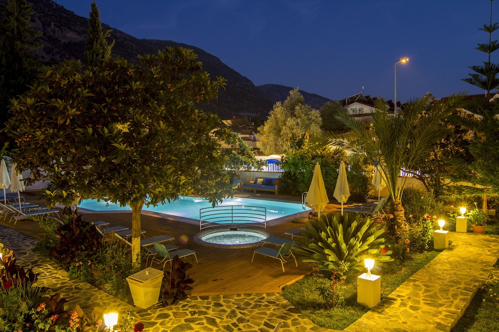 unsal hotel