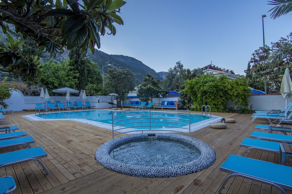 unsal hotel