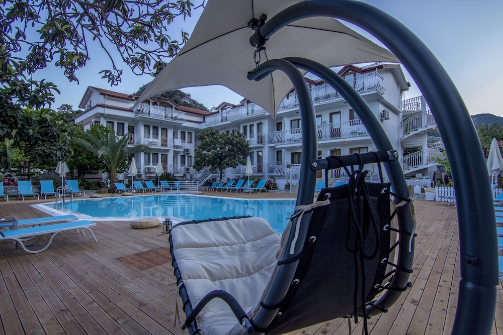unsal hotel