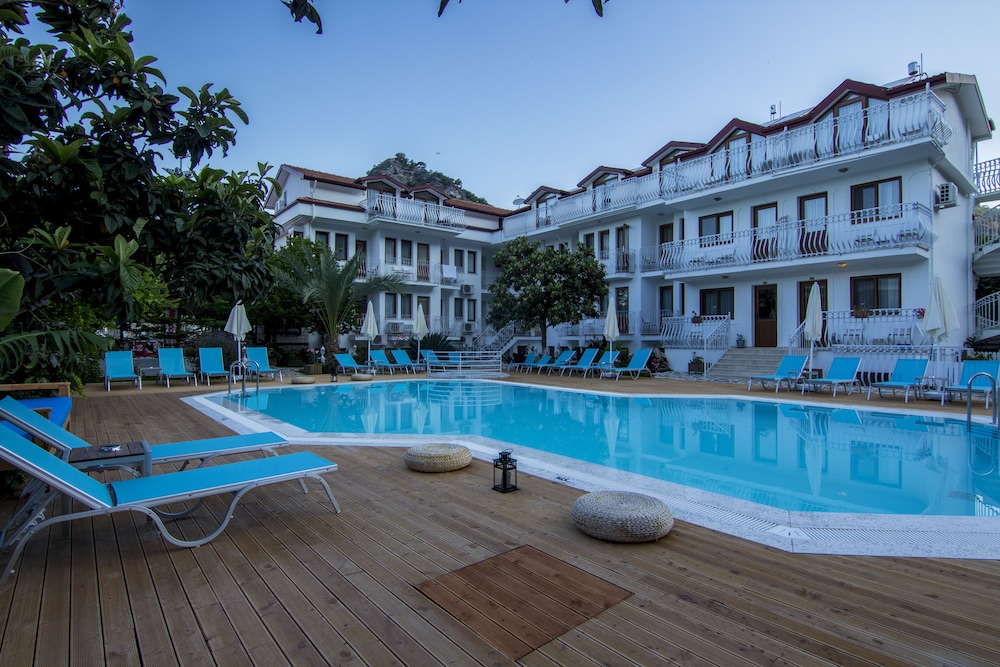 unsal hotel