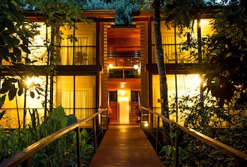 La Reserva Virgin Lodge,Puerto Iguazú>>Iguazu Falls,4 star