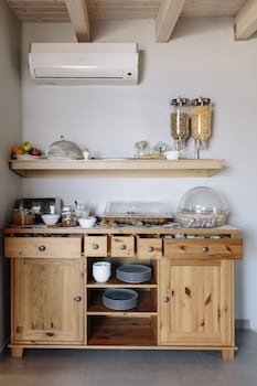 dimitra boutique hotel