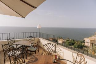hostal sa baronia