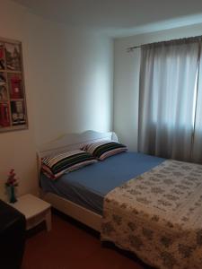 room in studio t8 guest house don mueang challenger triple room