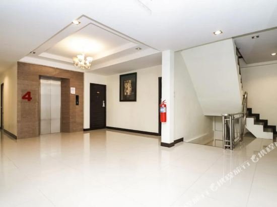 anandpura riverside hotel