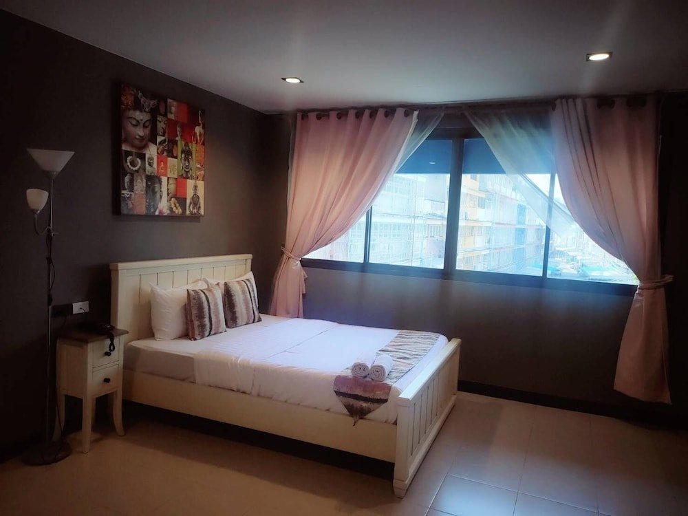 anandpura riverside hotel