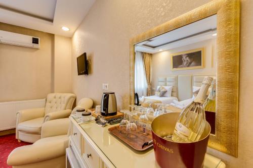 twins boutique hotel