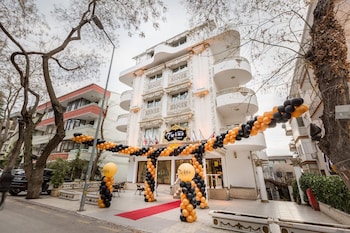 twins boutique hotel