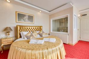 twins boutique hotel