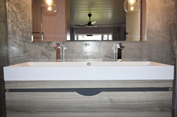 mosswood bed and breakfast