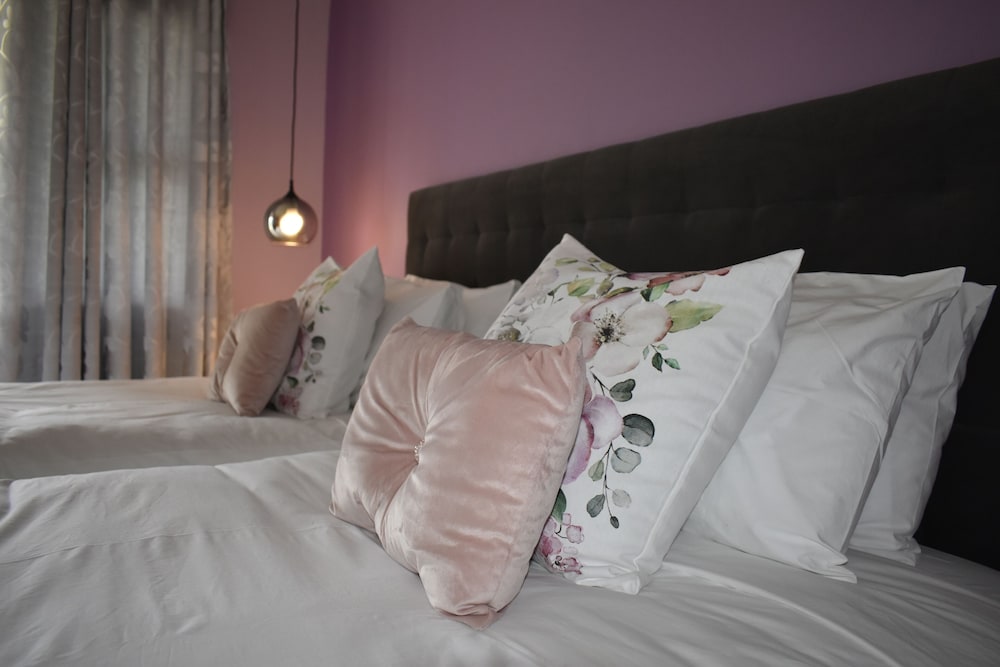 mosswood bed and breakfast