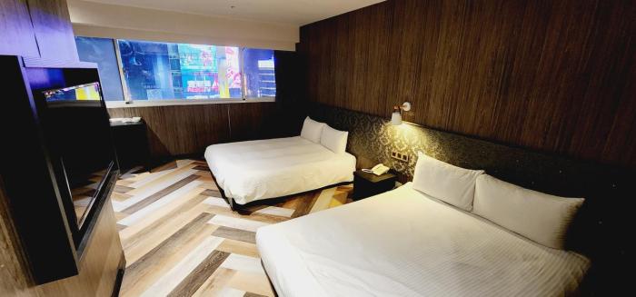 gugis inn