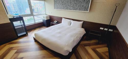gugis inn