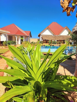 mimi na wewe villa