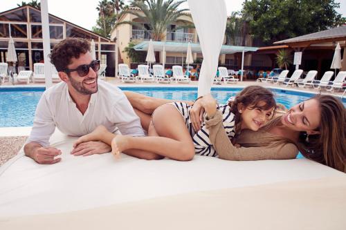 hotel vibra cala tarida