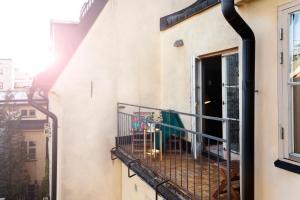 collectors victory apartments