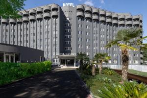 Hotel Da Vinci,Cormano>>Bruzzano,4 star