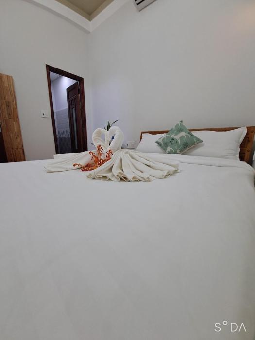 cong man homestay cham island