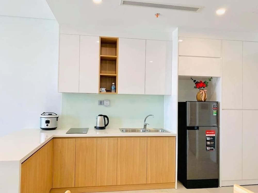 wise stay scenia bay nha trang