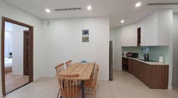 wise stay scenia bay nha trang