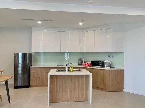 wise stay scenia bay nha trang