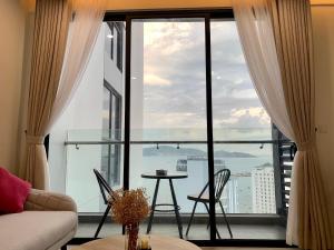 wise stay scenia bay nha trang