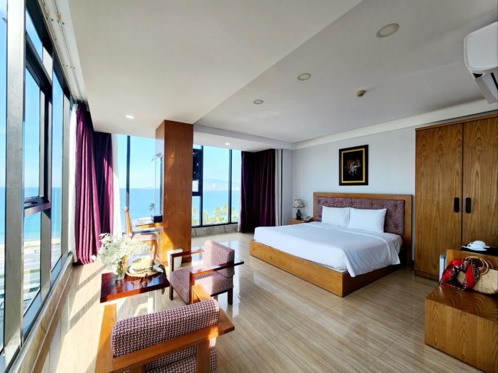 wise stay panorama nha trang