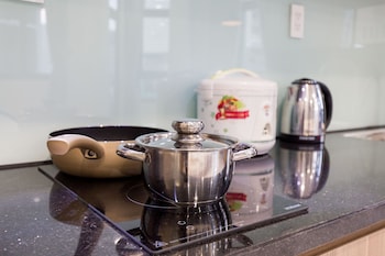 the arrivals airport