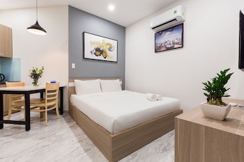 the arrivals airport