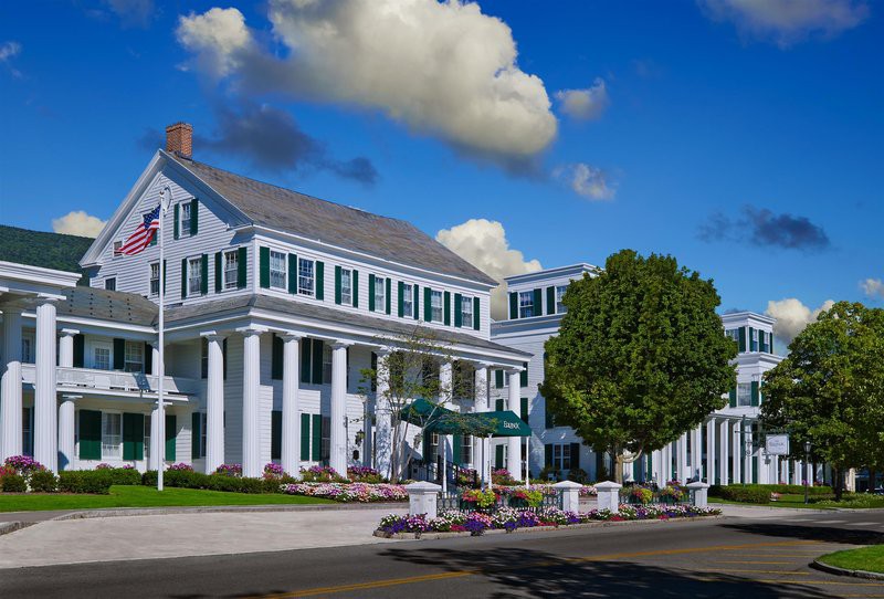 the equinox golf resort and spa