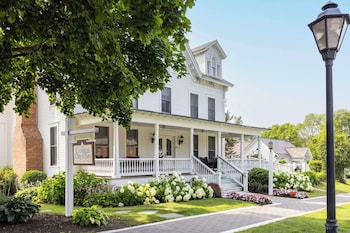 the equinox golf resort and spa