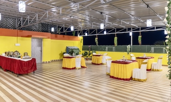 treebo trend sudhanand four seasons